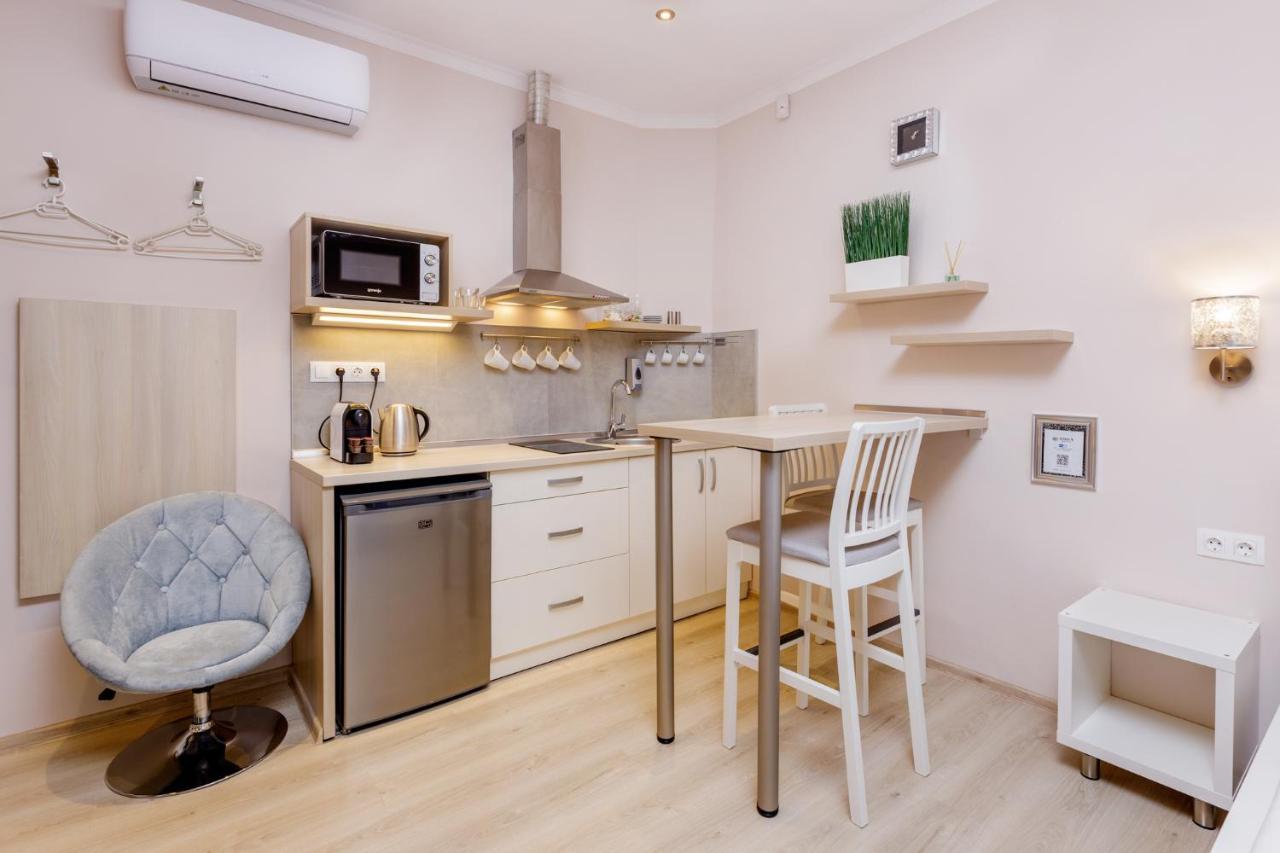 Anova Apartman Gyula Exterior foto