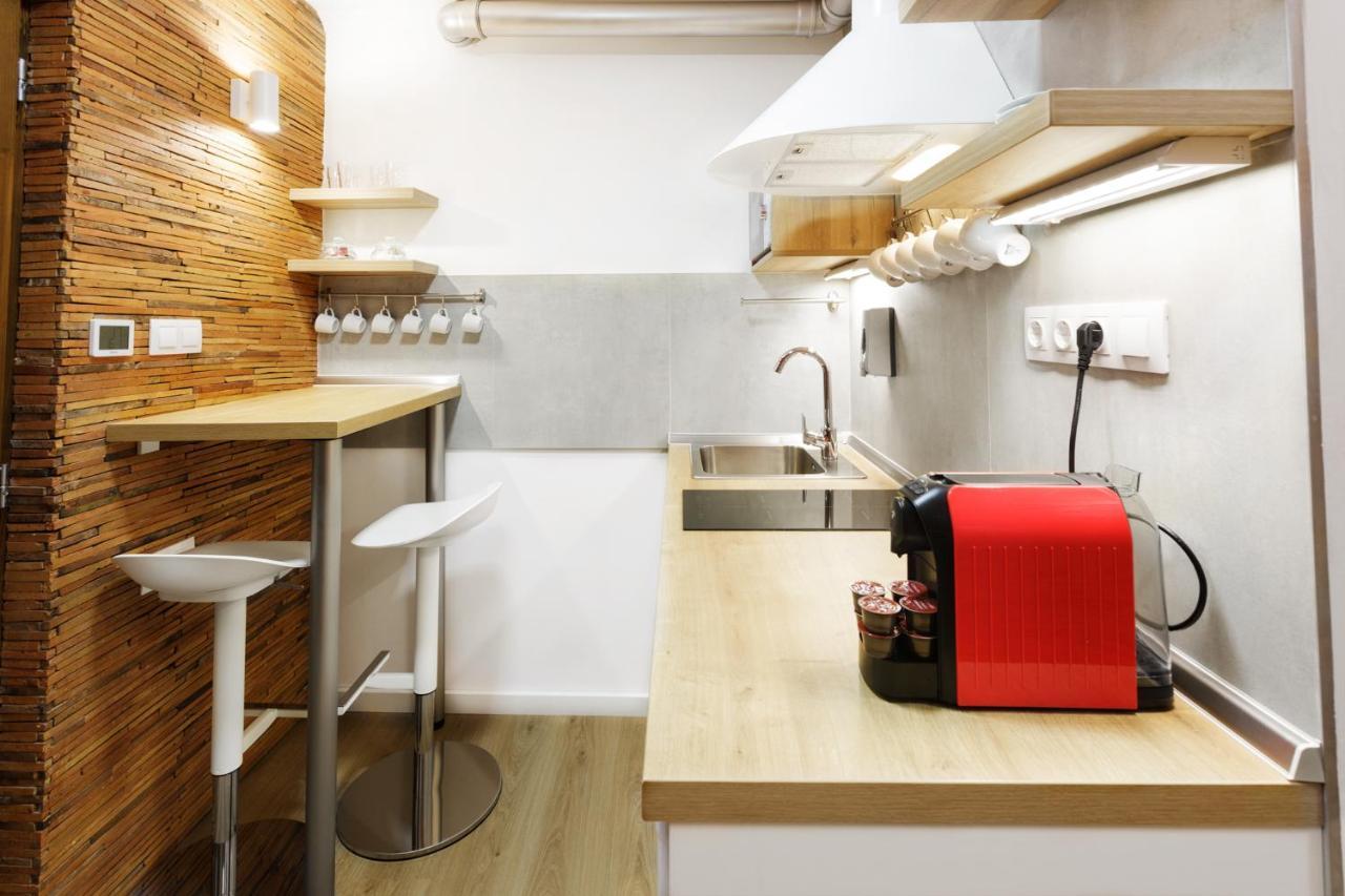 Anova Apartman Gyula Exterior foto